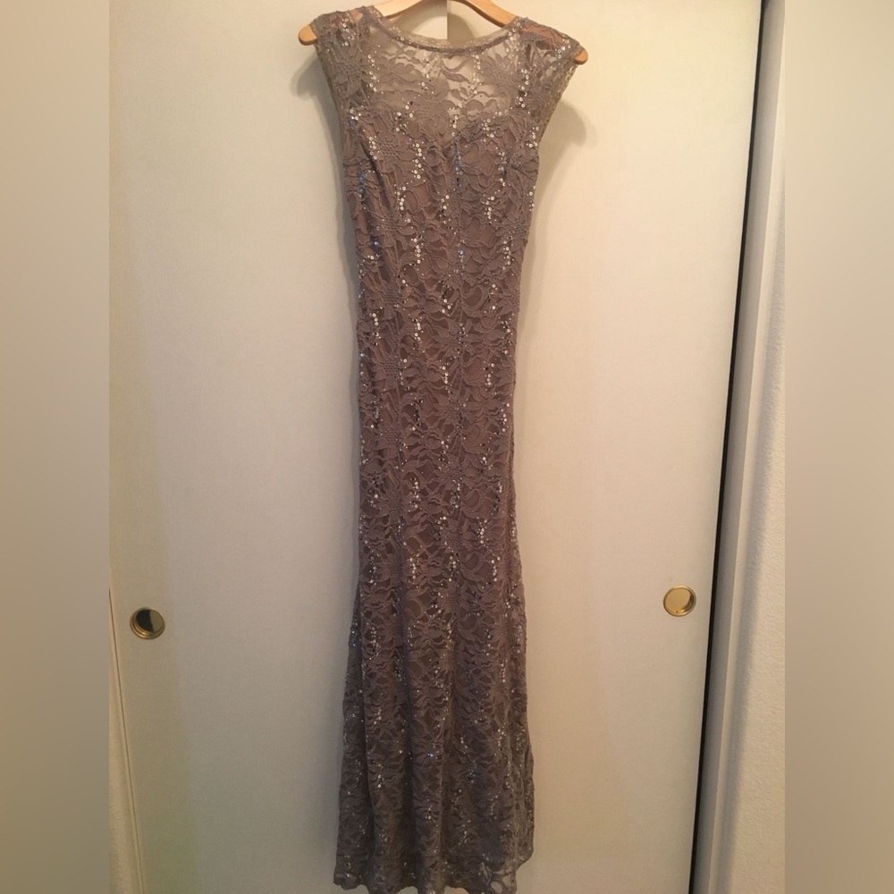 Windsor Gown